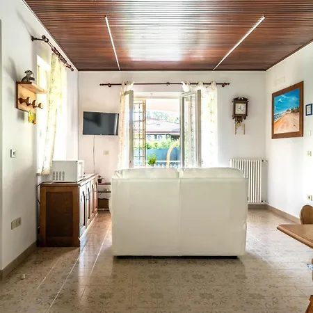 Holiday home Elisea